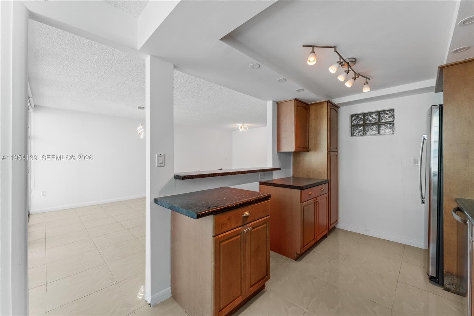18061 Biscayne Blvd # 1701, Aventura FL 33160 — 10