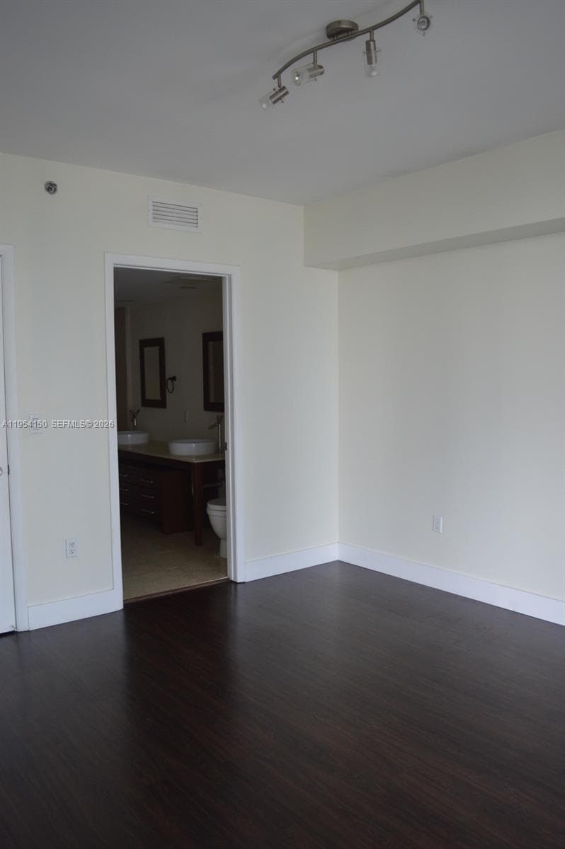 475 Brickell Ave # 1814, Miami FL 33131 — 7