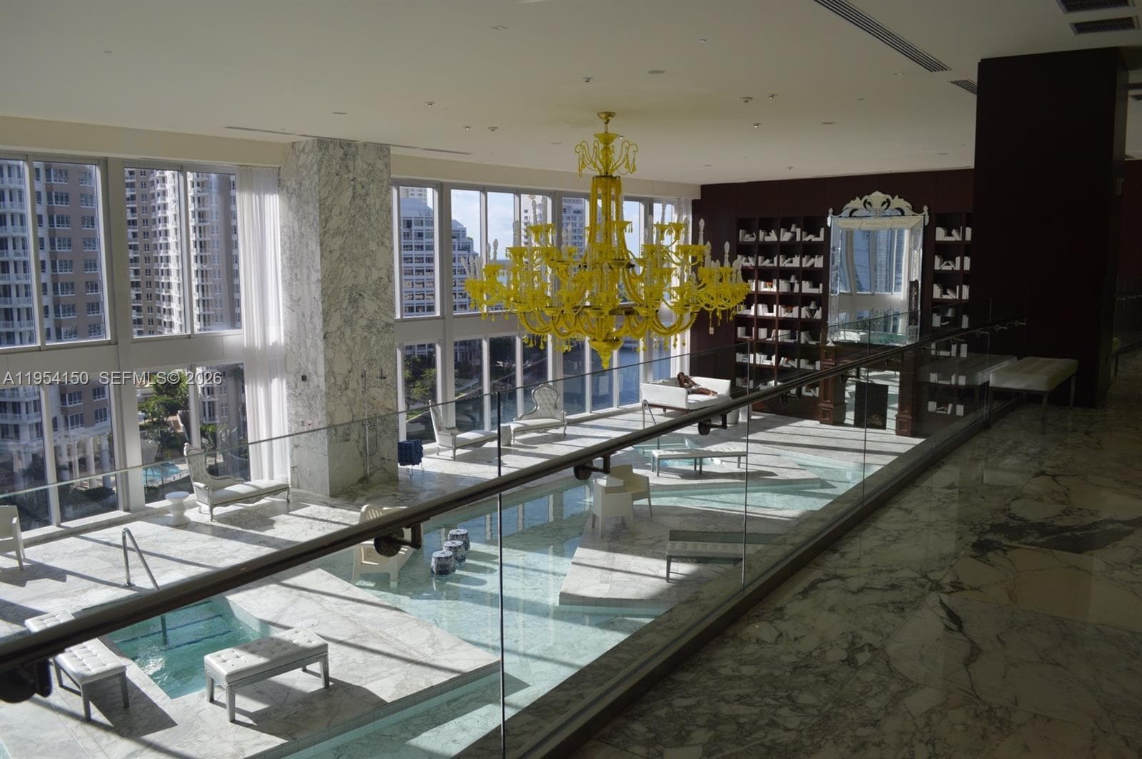 475 Brickell Ave # 1814, Miami FL 33131 — 18