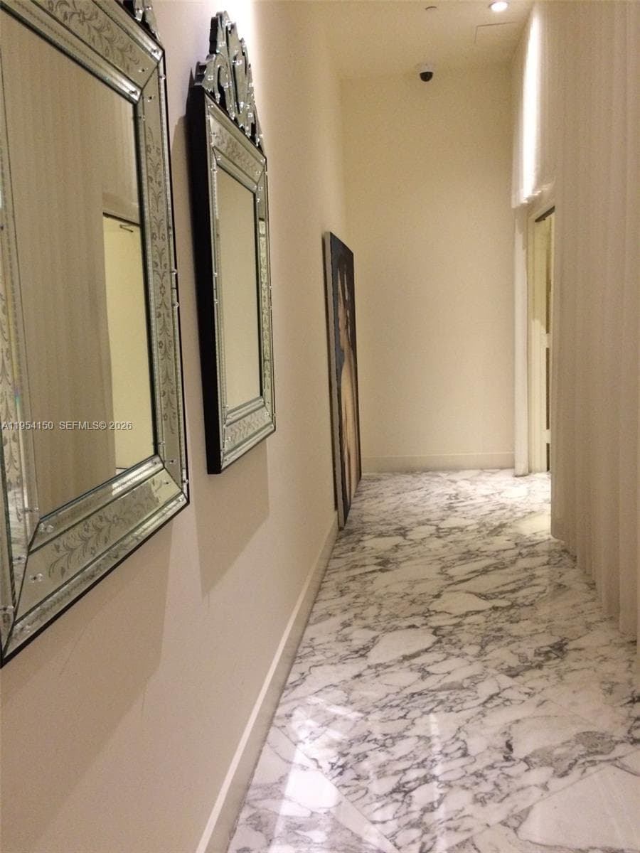 475 Brickell Ave # 1814, Miami FL 33131 — 19