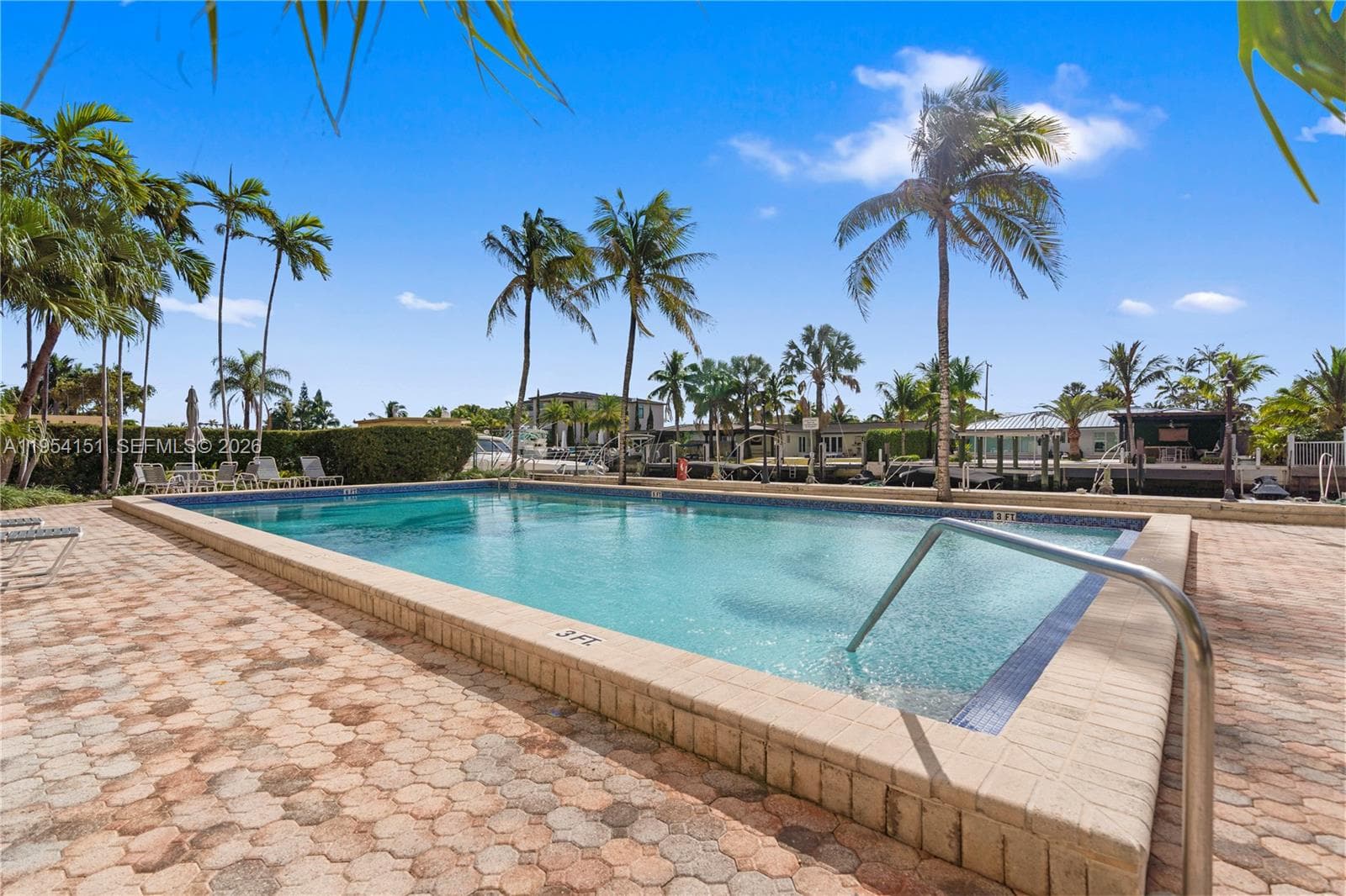 2350 NE 135th St # 1202, North Miami FL 33181 — 33