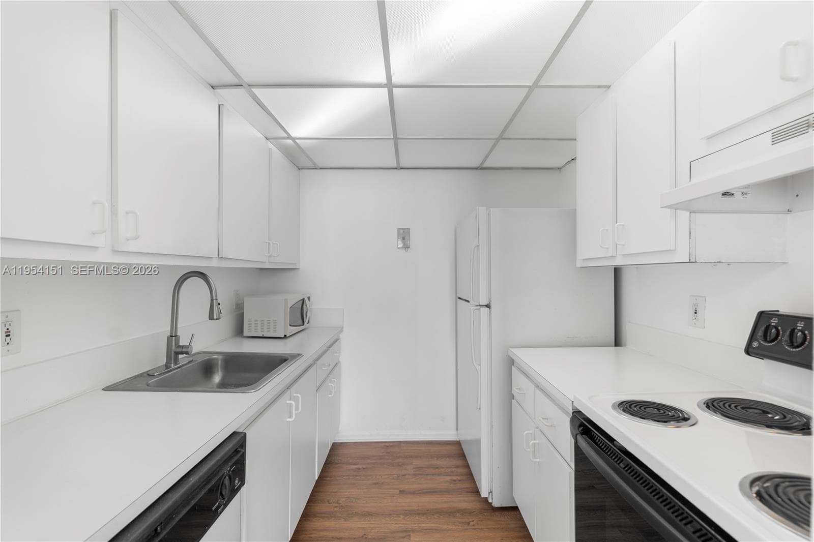 2350 NE 135th St # 1202, North Miami FL 33181 — 11