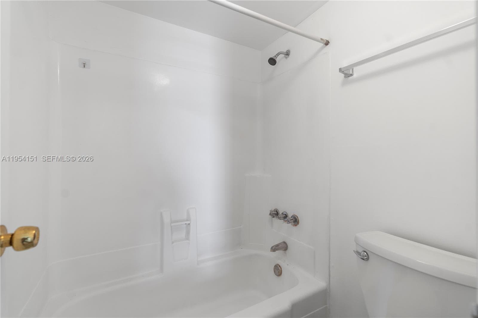 2350 NE 135th St # 1202, North Miami FL 33181 — 21