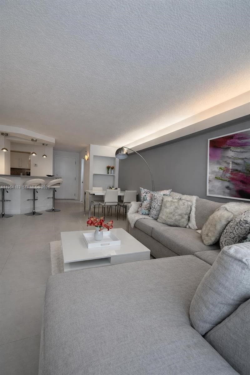 6917 Collins Ave # 1206, Miami Beach FL 33141 — 6