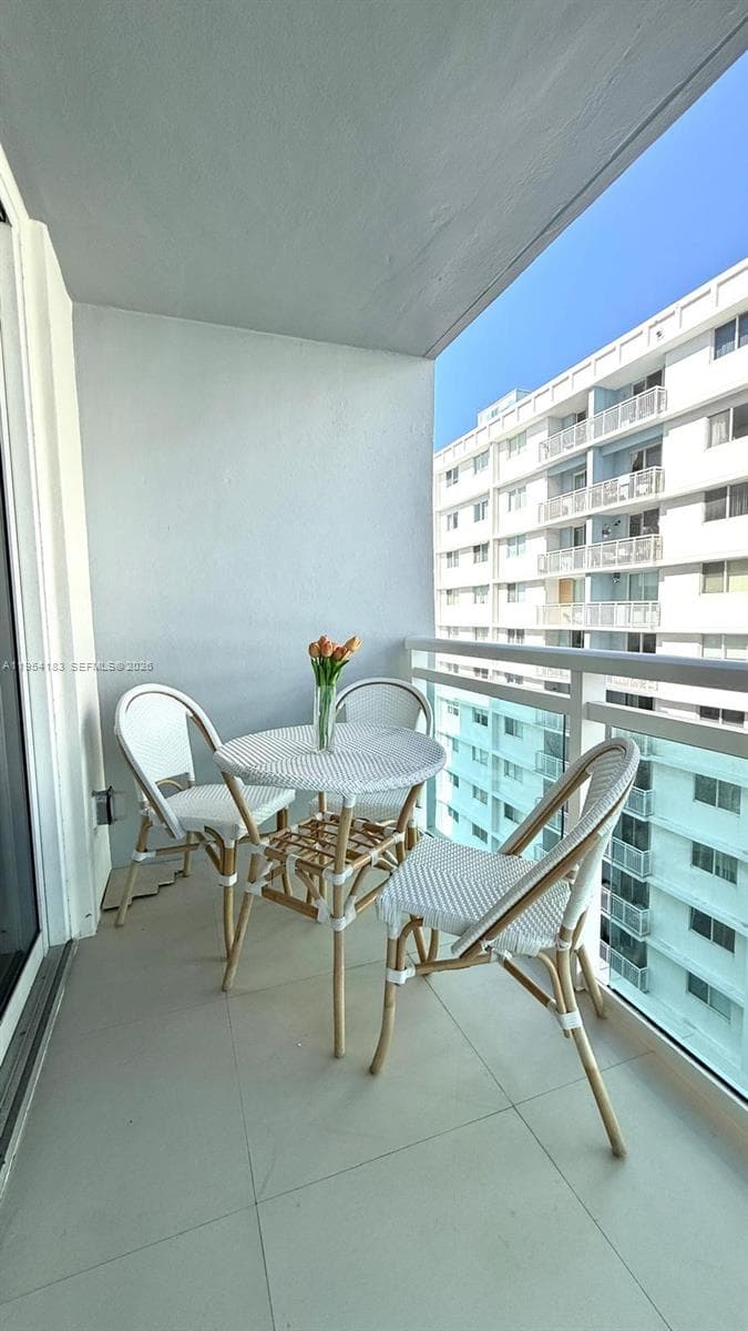 6917 Collins Ave # 1206, Miami Beach FL 33141 — 14