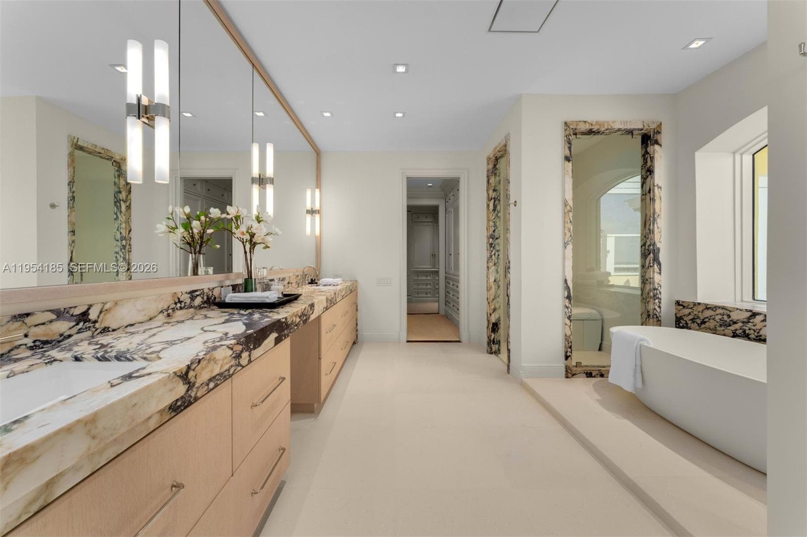 445 Grand Bay Drive # 1A, Key Biscayne FL 33149 — 33