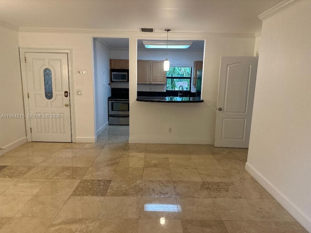 32 Camden Dr # 7, Bal Harbour FL 33154 — 2