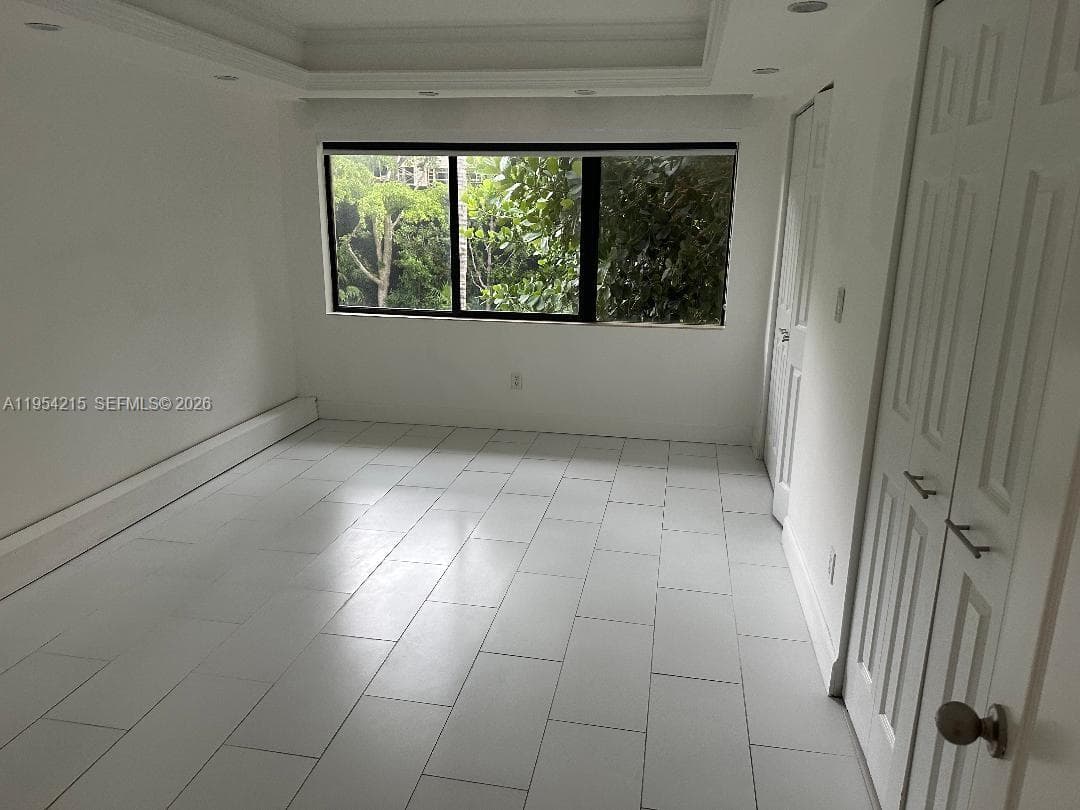 32 Camden Dr # 7, Bal Harbour FL 33154 — 6
