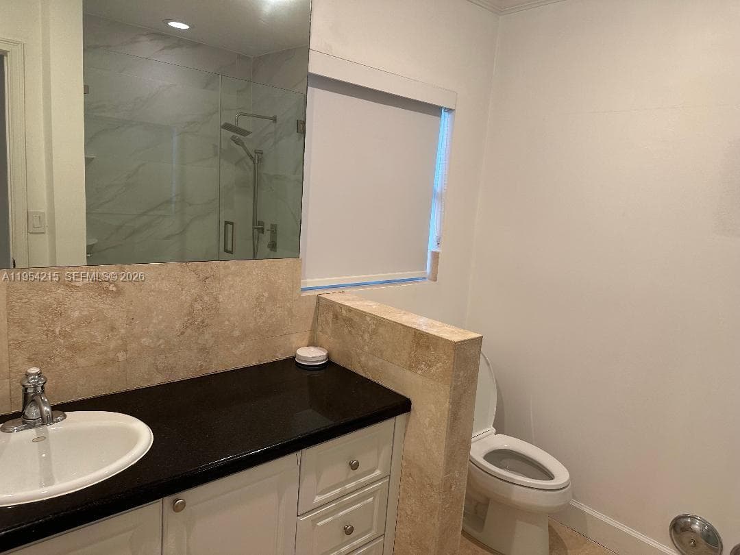 32 Camden Dr # 7, Bal Harbour FL 33154 — 7
