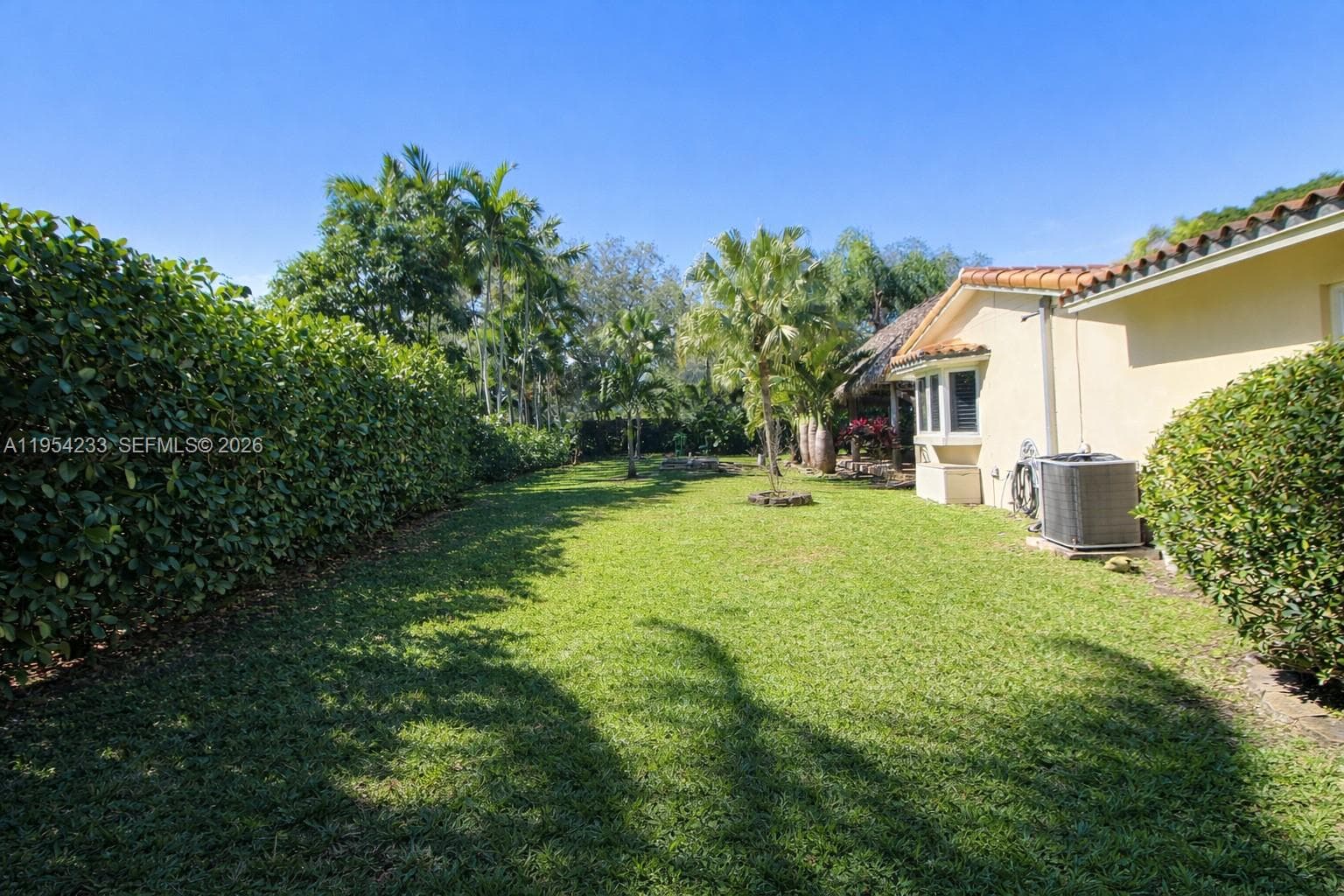 15144 SW 72nd Ct, Palmetto Bay FL 33158 — 32