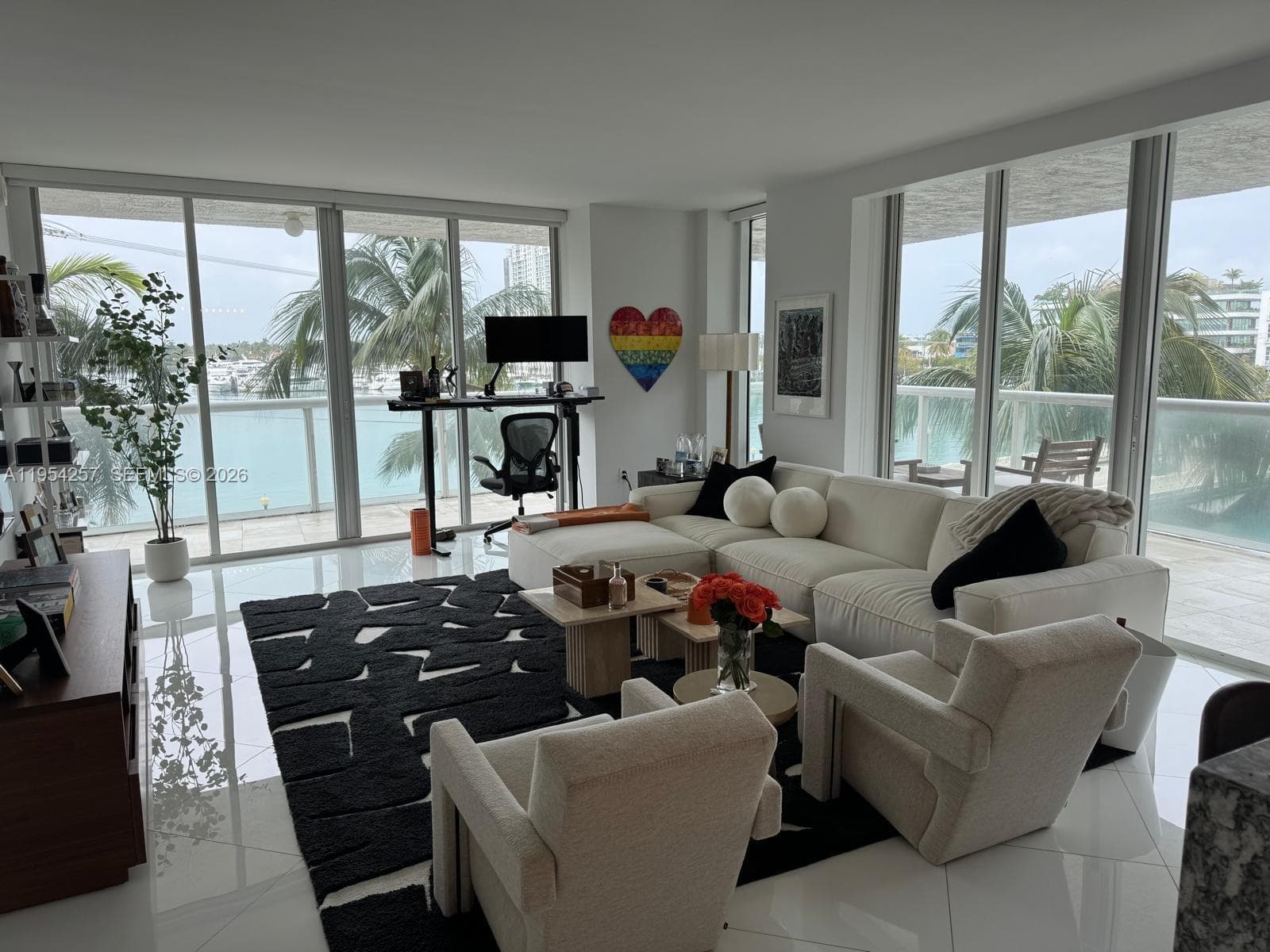 10 VENETIAN WAY # 404, Miami Beach FL 33139 — 2