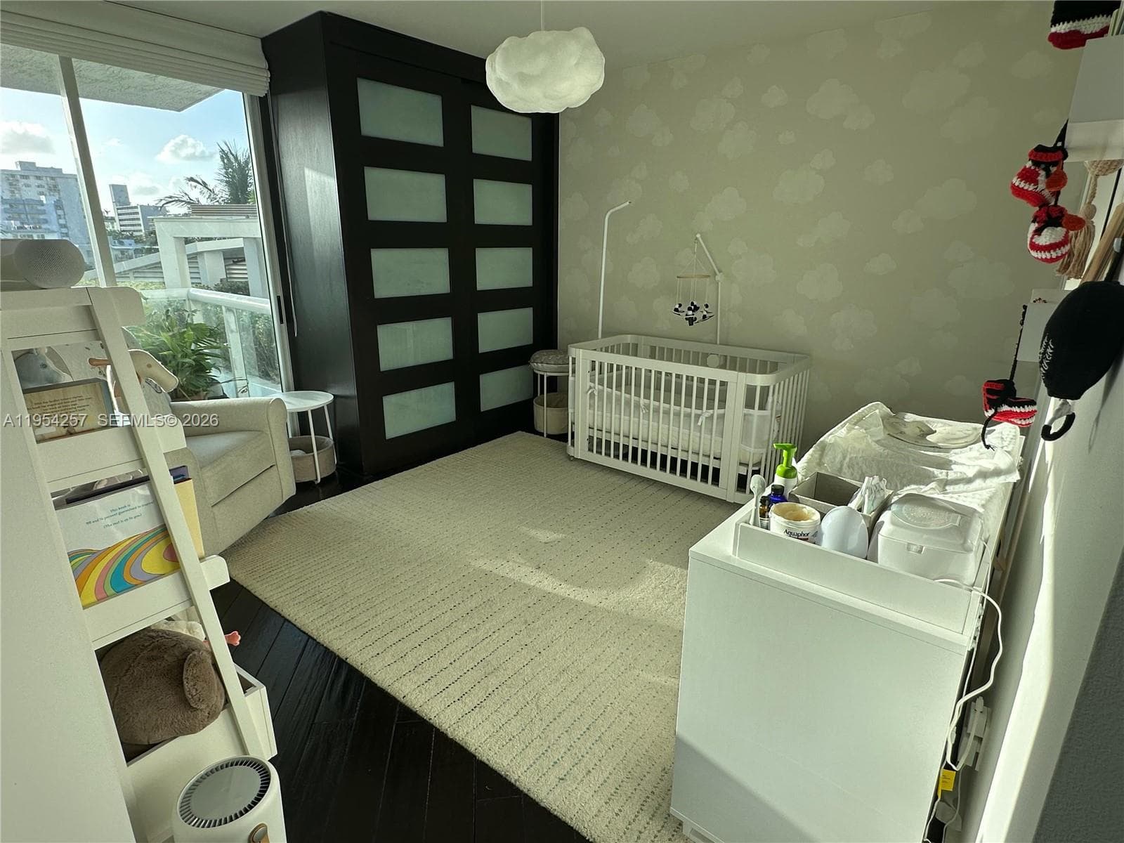 10 VENETIAN WAY # 404, Miami Beach FL 33139 — 10