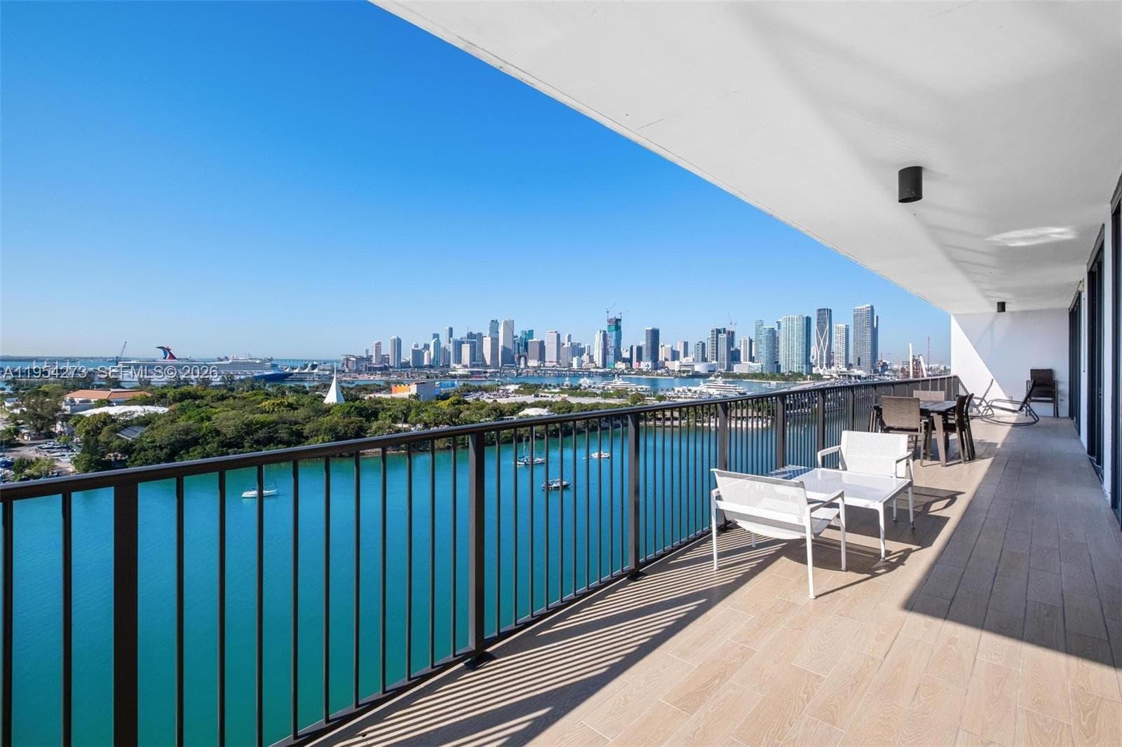 1000 Venetian Way # 1501, Miami FL 33139 — 72