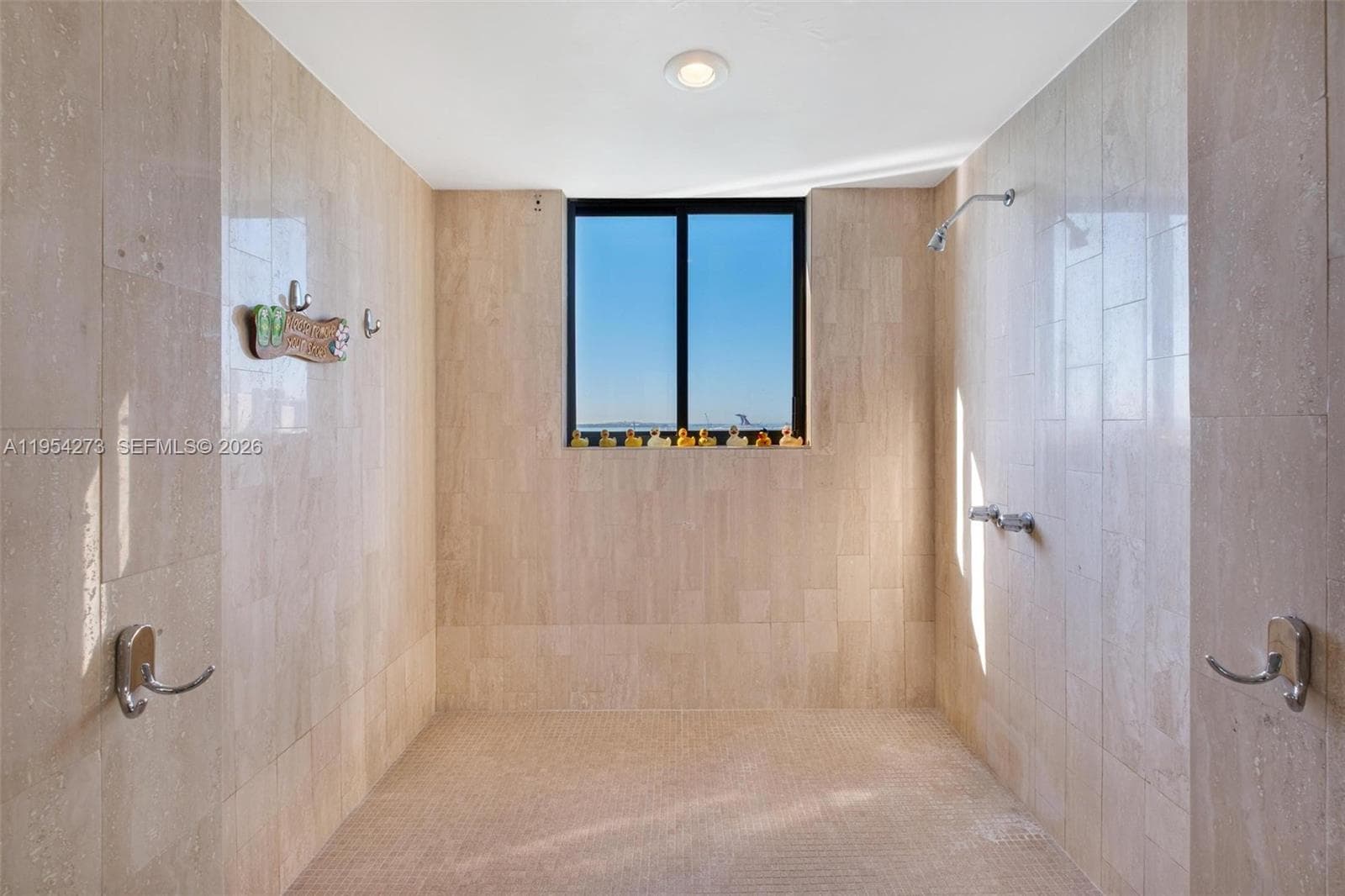 1000 Venetian Way # 1501, Miami FL 33139 — 17
