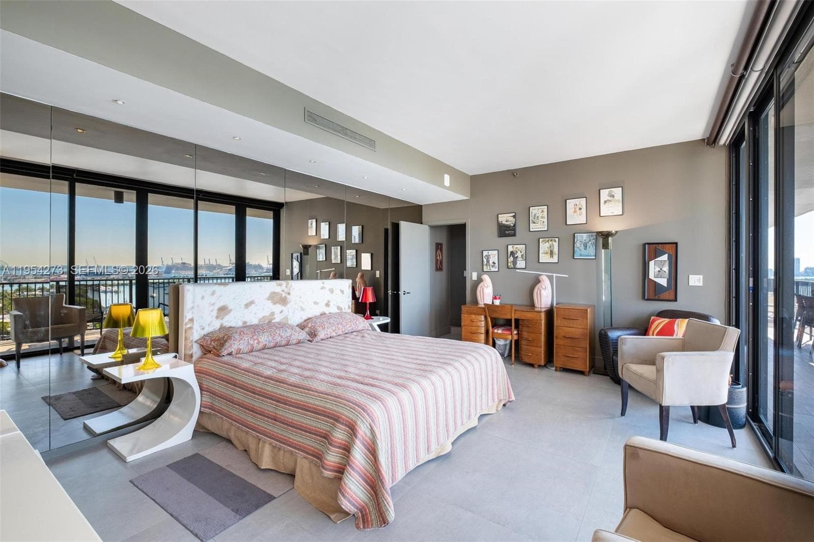1000 Venetian Way # 1501, Miami FL 33139 — 16