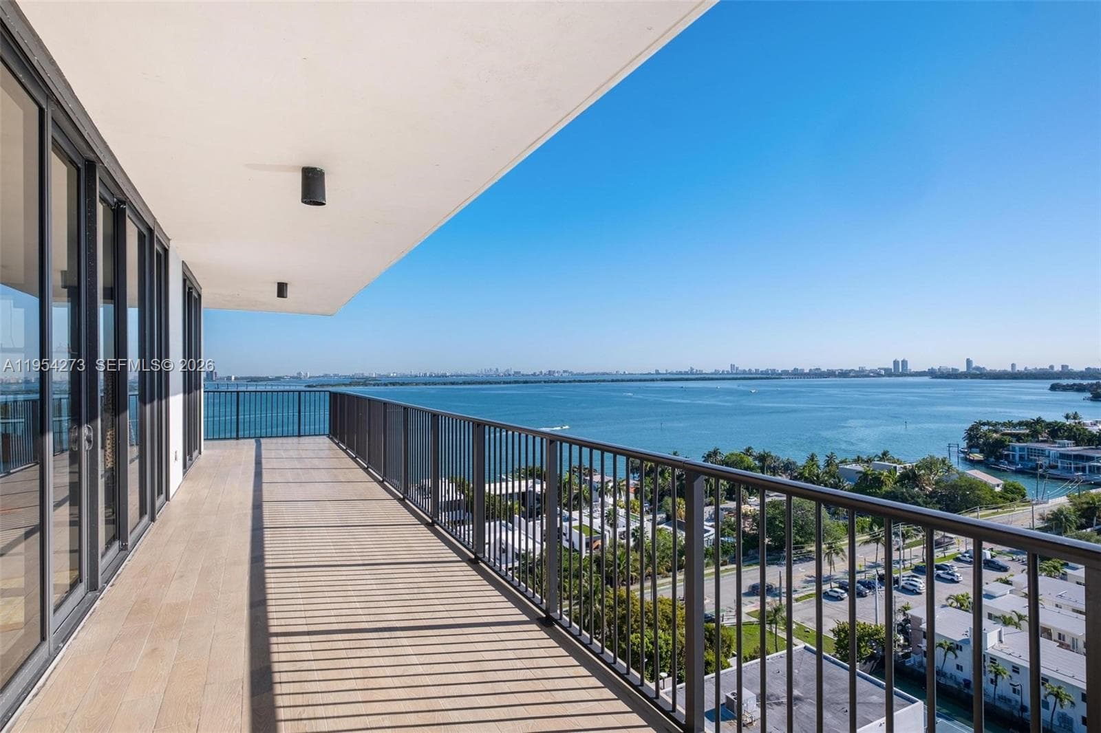 1000 Venetian Way # 1501, Miami FL 33139 — 67