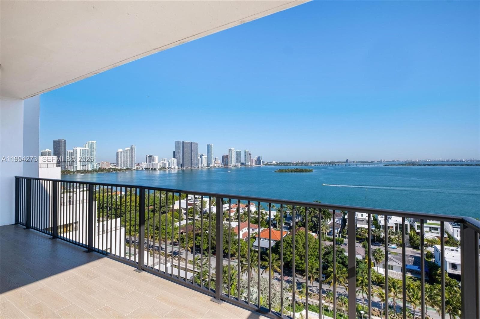 1000 Venetian Way # 1501, Miami FL 33139 — 55