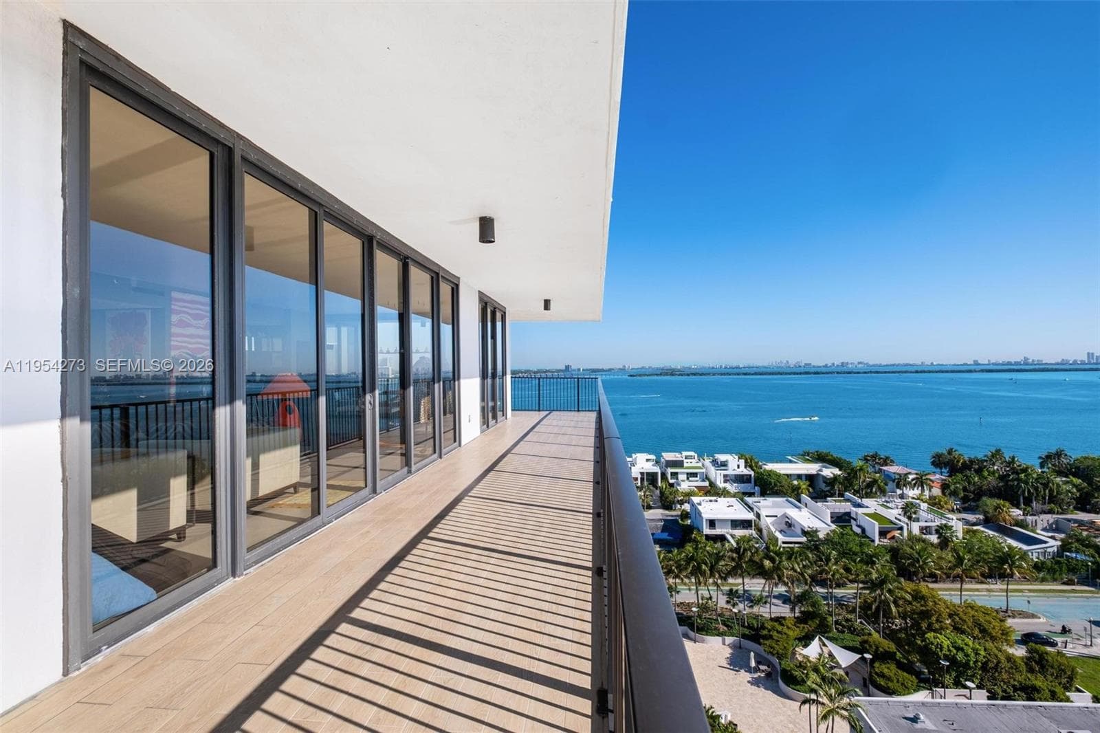 1000 Venetian Way # 1501, Miami FL 33139 — 68