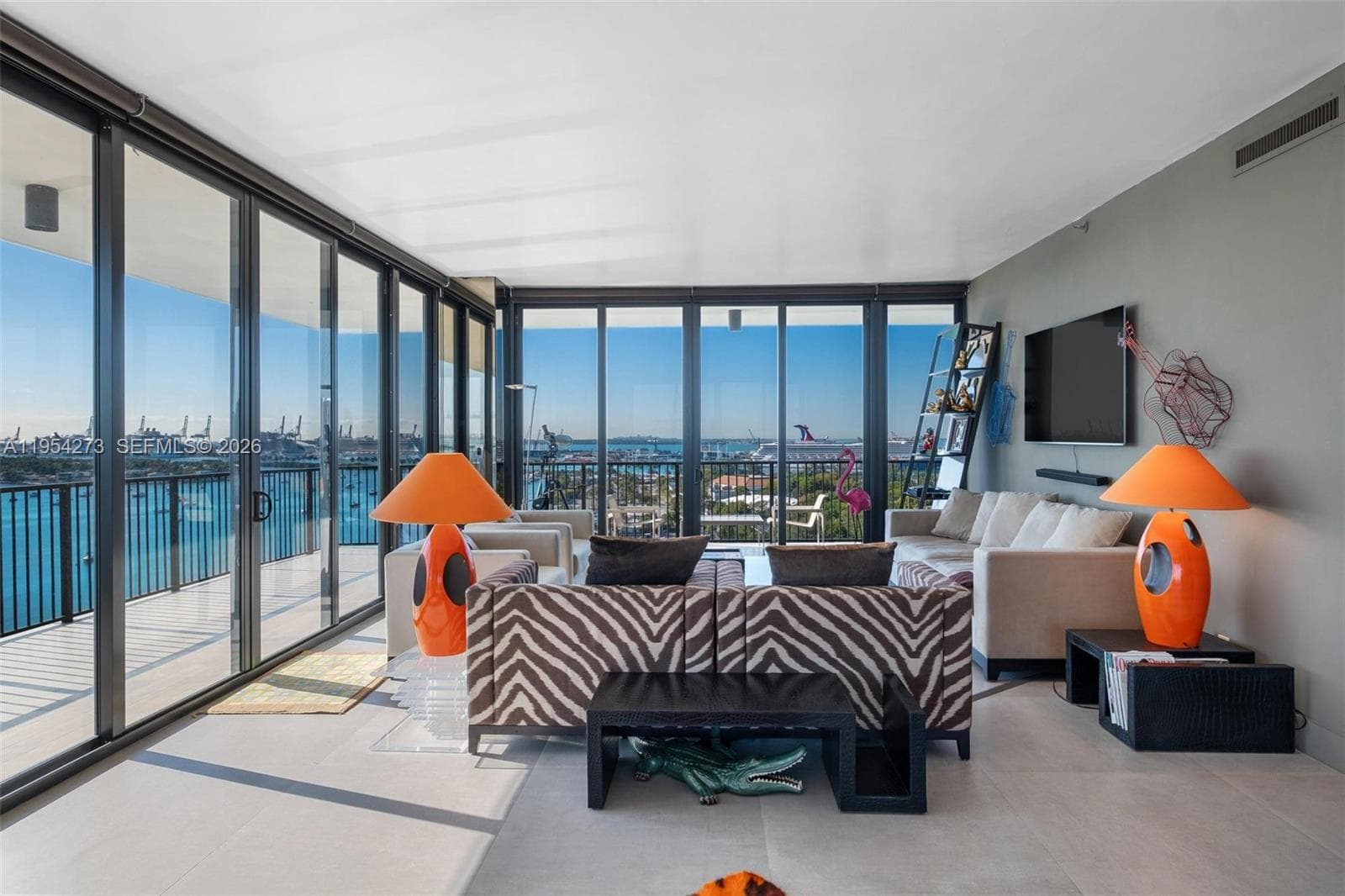 1000 Venetian Way # 1501, Miami FL 33139 — 4