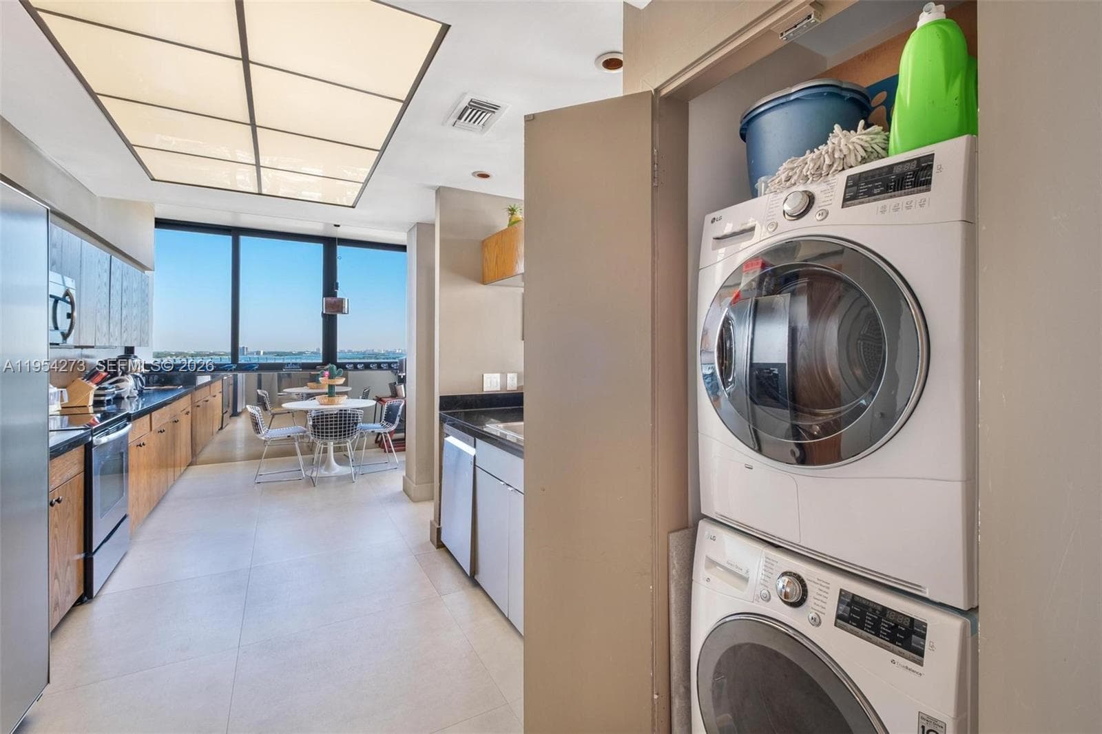 1000 Venetian Way # 1501, Miami FL 33139 — 25