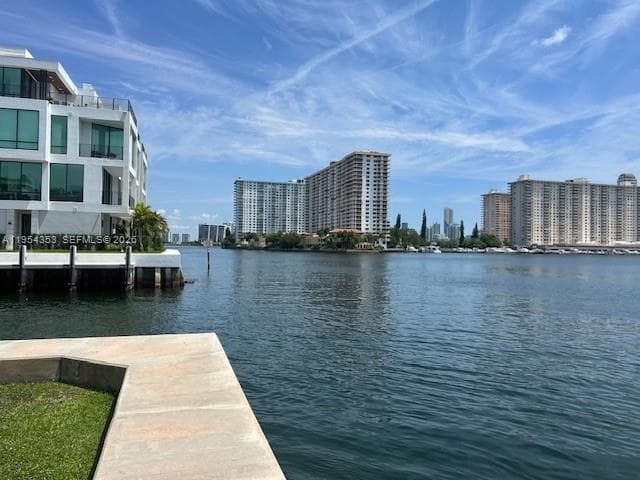 3923 NE 166th St # 108, North Miami Beach FL 33160 — 7
