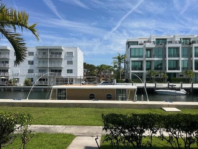 3923 NE 166th St # 108, North Miami Beach FL 33160 — 5