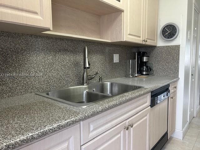 3923 NE 166th St # 108, North Miami Beach FL 33160 — 20