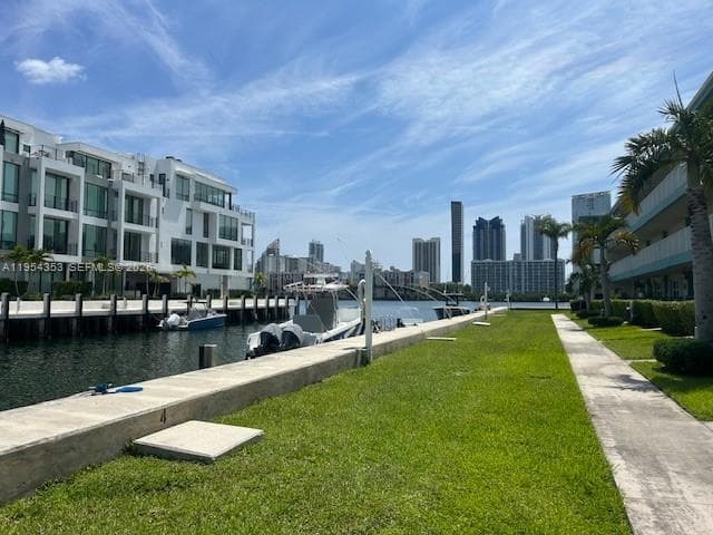 3923 NE 166th St # 108, North Miami Beach FL 33160 — 4