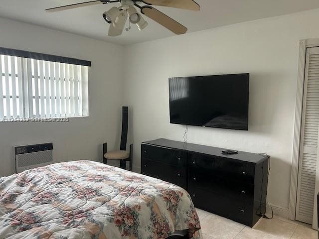 3923 NE 166th St # 108, North Miami Beach FL 33160 — 25
