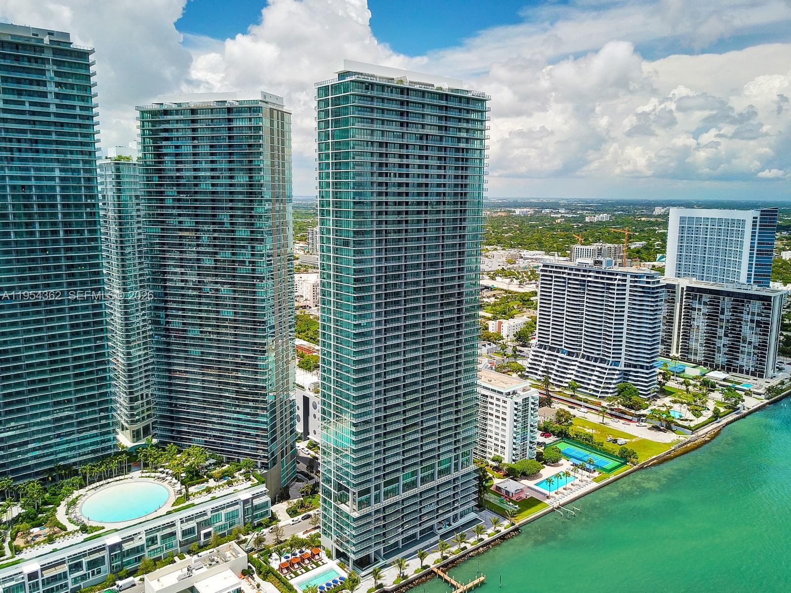 3131 NE 7th Ave # 3605, Miami FL 33137 — 52