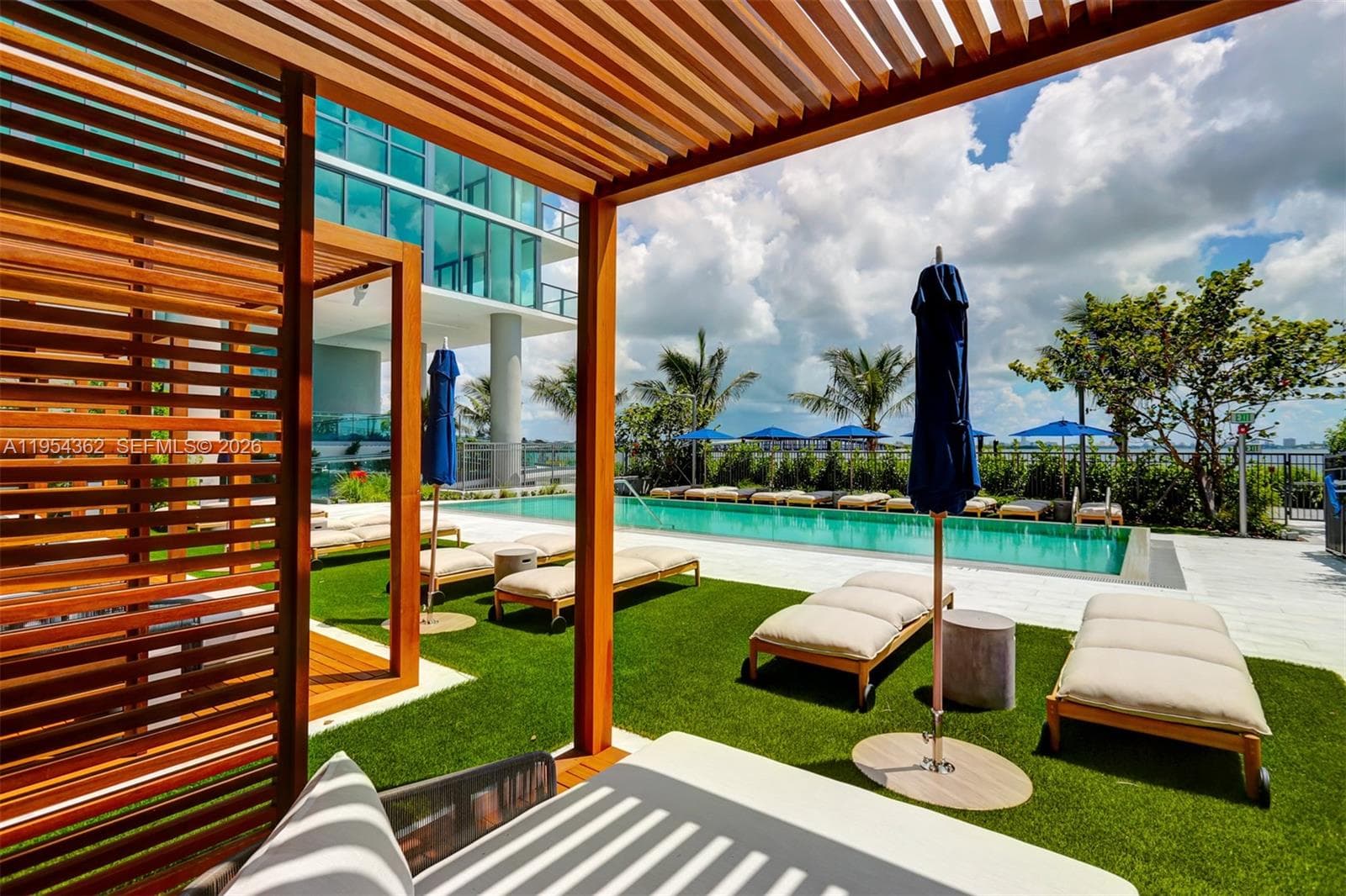 3131 NE 7th Ave # 3605, Miami FL 33137 — 66