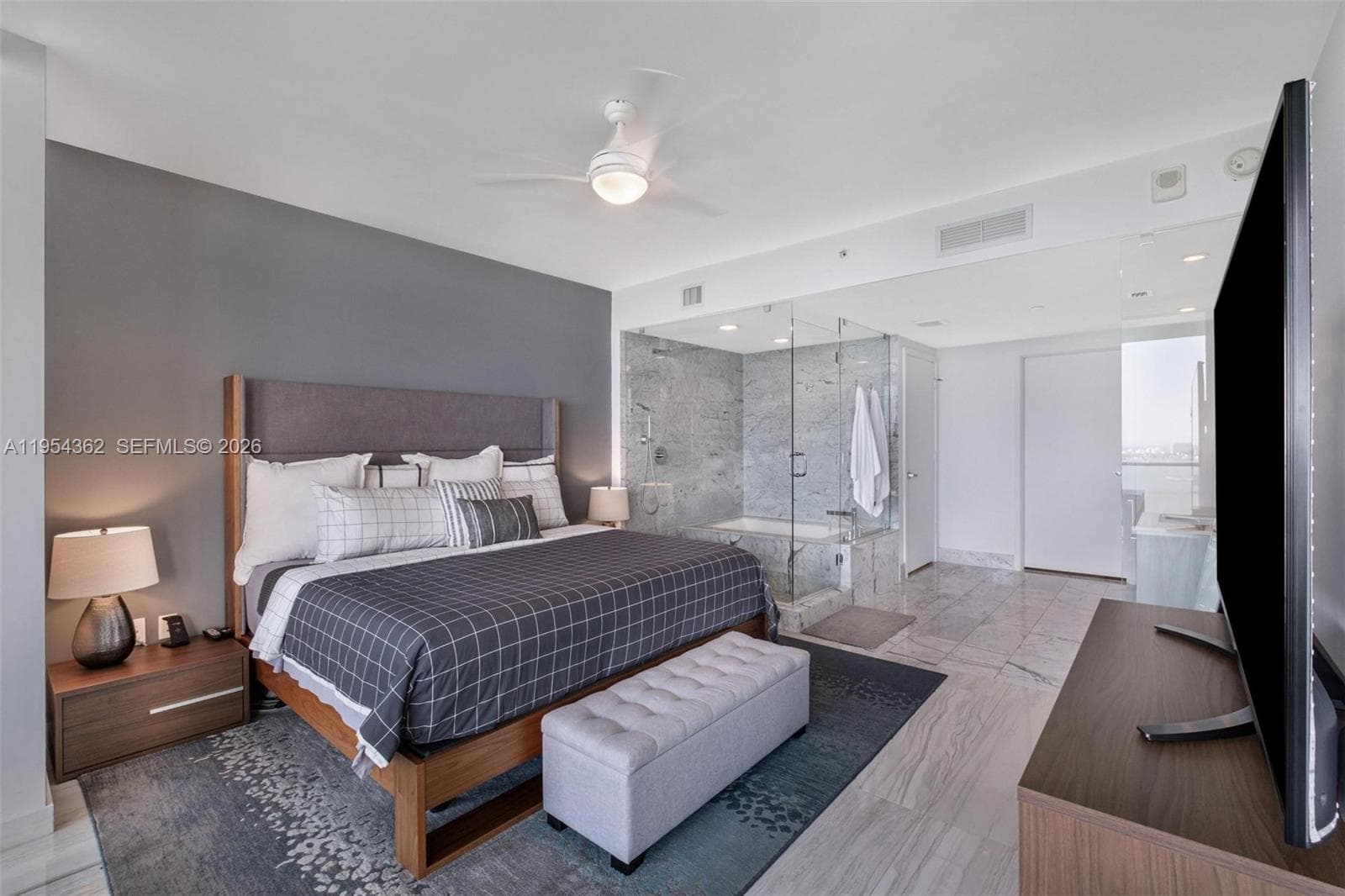 3131 NE 7th Ave # 3605, Miami FL 33137 — 28