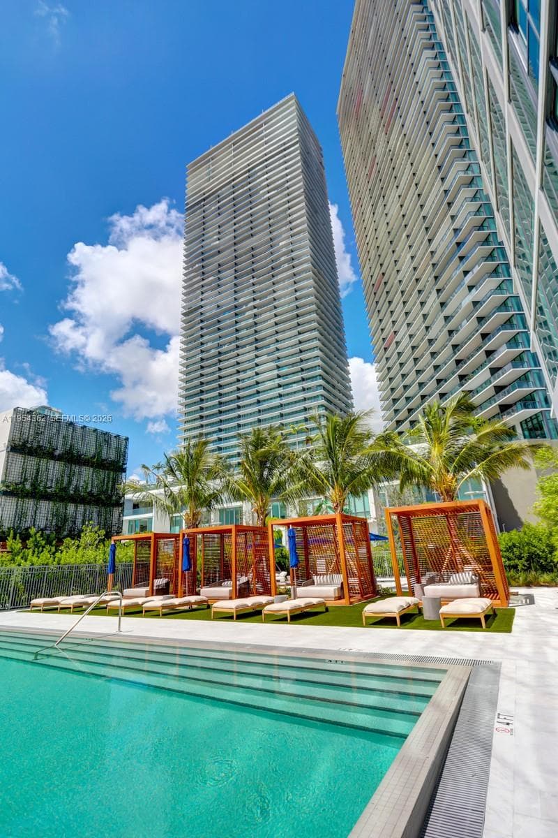 3131 NE 7th Ave # 3605, Miami FL 33137 — 61