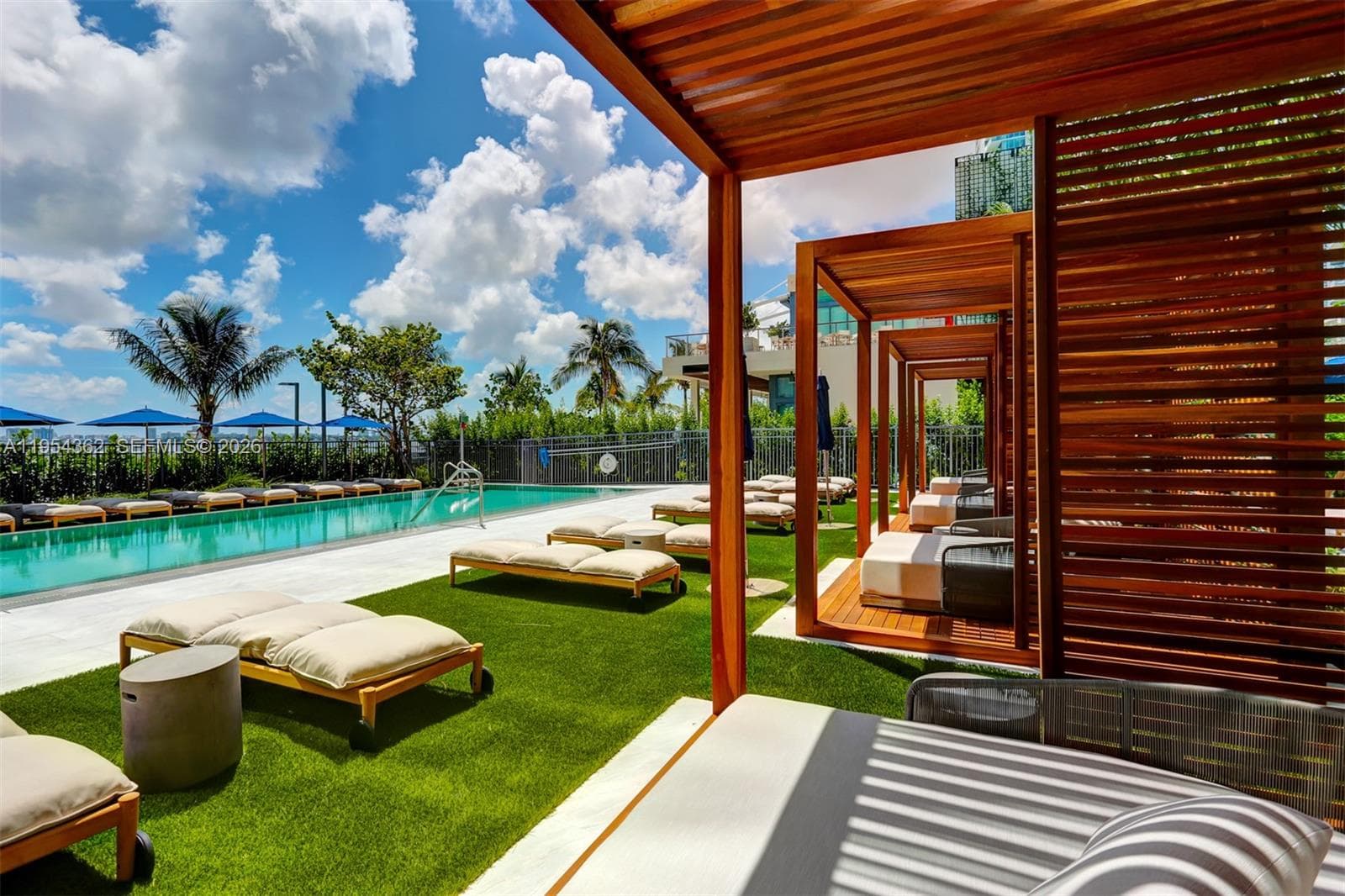 3131 NE 7th Ave # 3605, Miami FL 33137 — 64