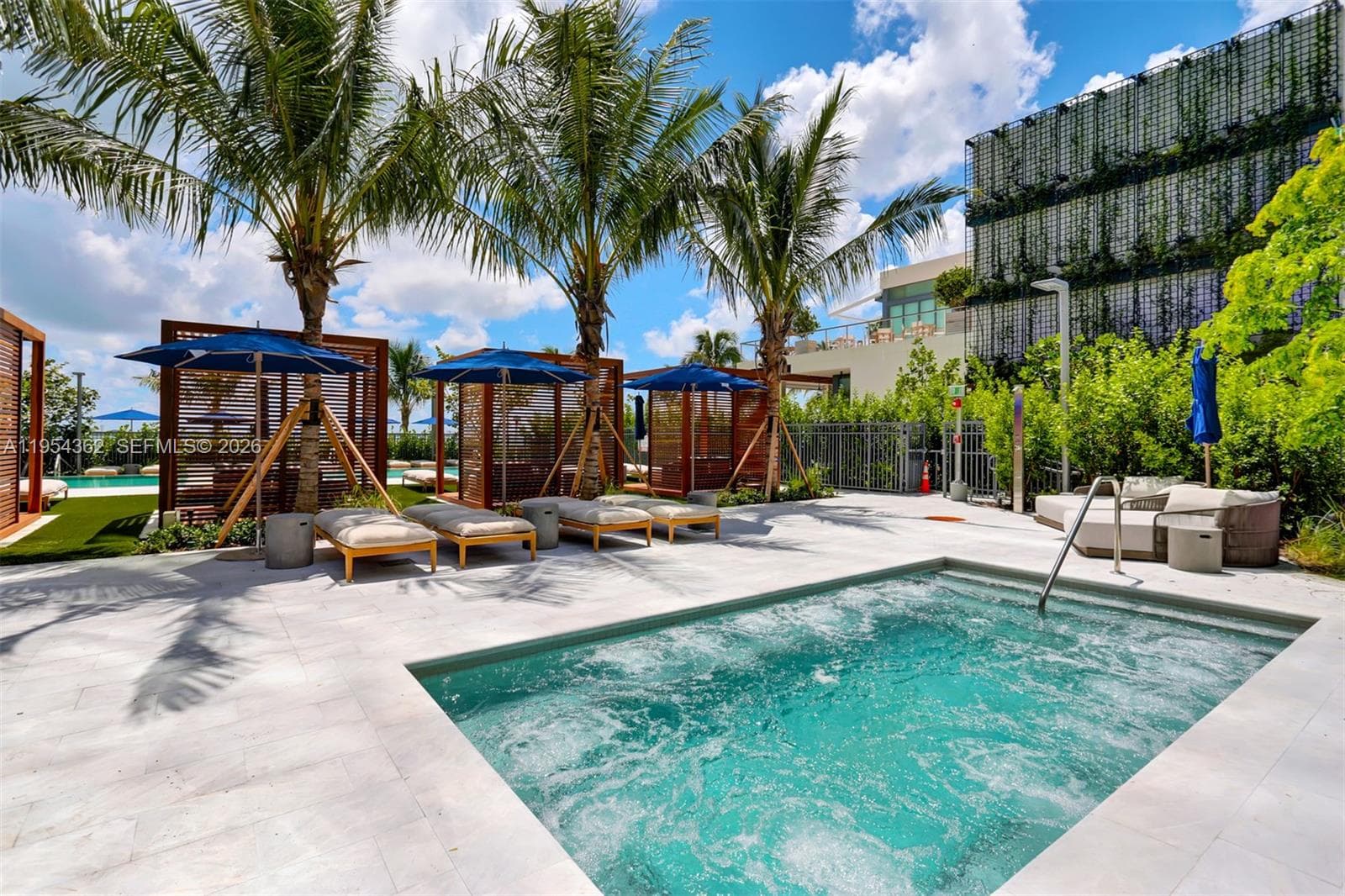 3131 NE 7th Ave # 3605, Miami FL 33137 — 70