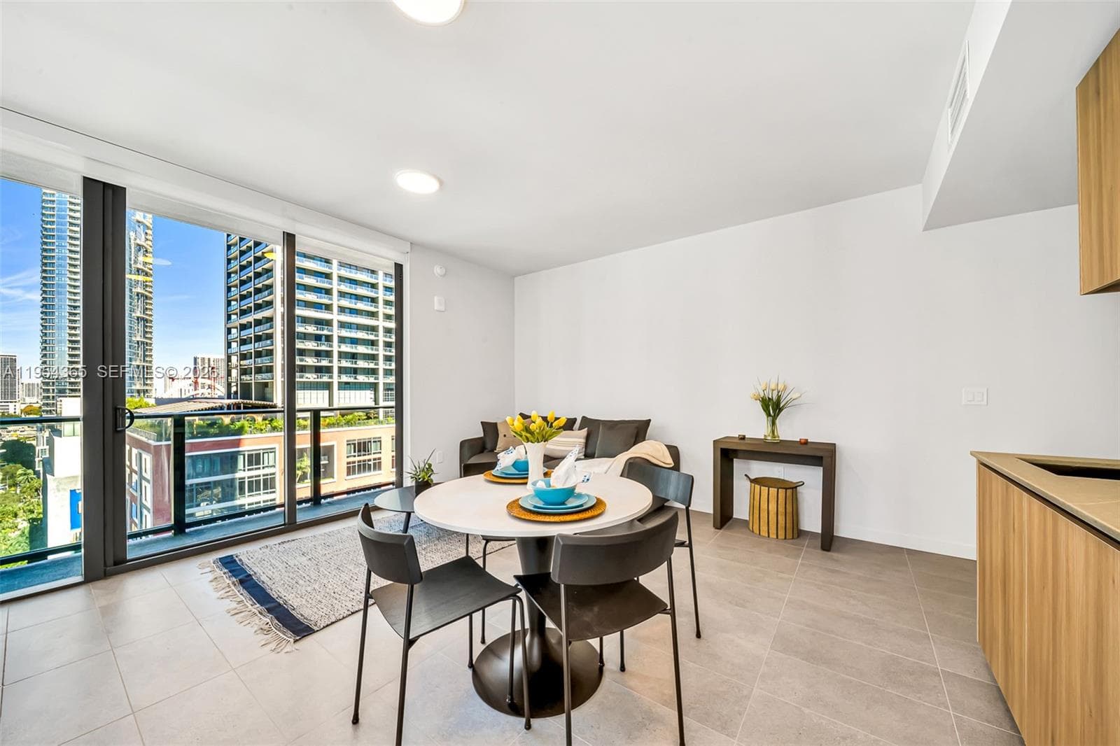 121 NE 5th St # 1608, Miami FL 33143 — 6