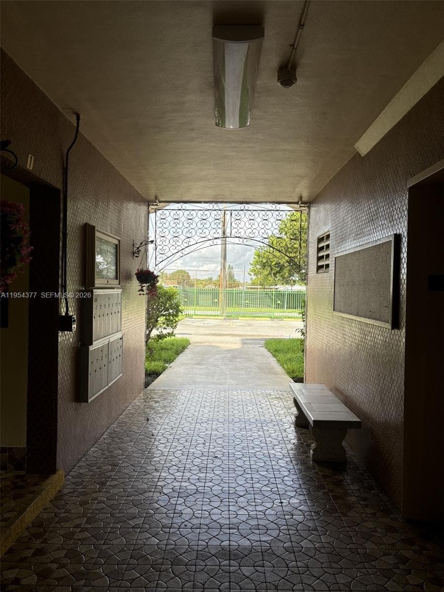 17001 NE 13th Ave # 314, Miami FL 33162 — 22