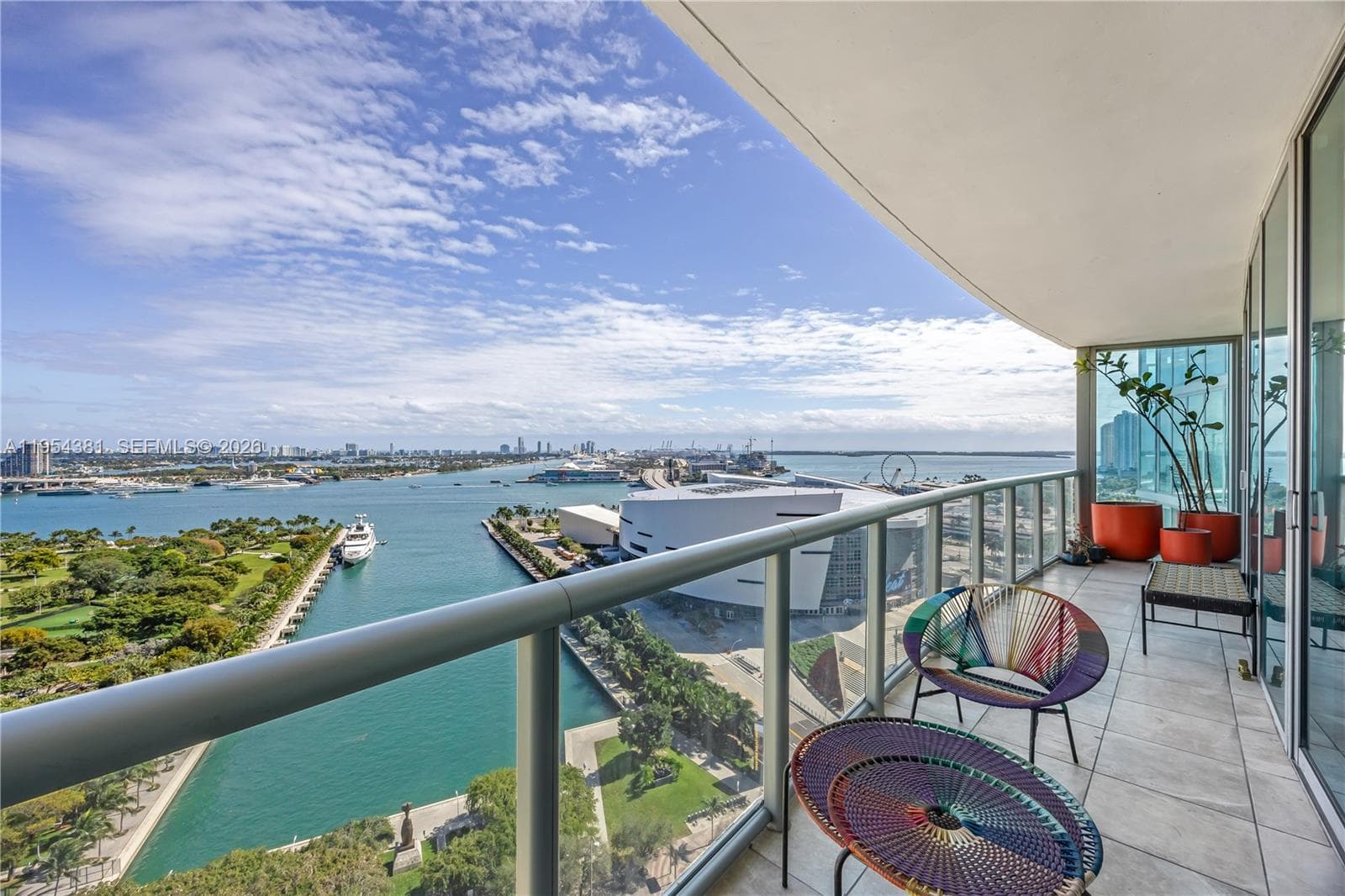 888 Biscayne Blvd # 2009, Miami FL 33132 — 2
