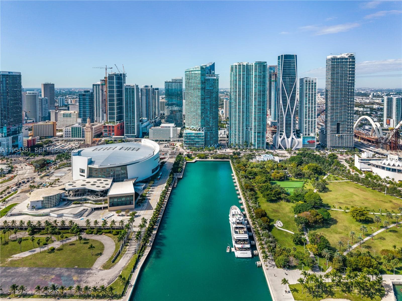 888 Biscayne Blvd # 2009, Miami FL 33132 — 12