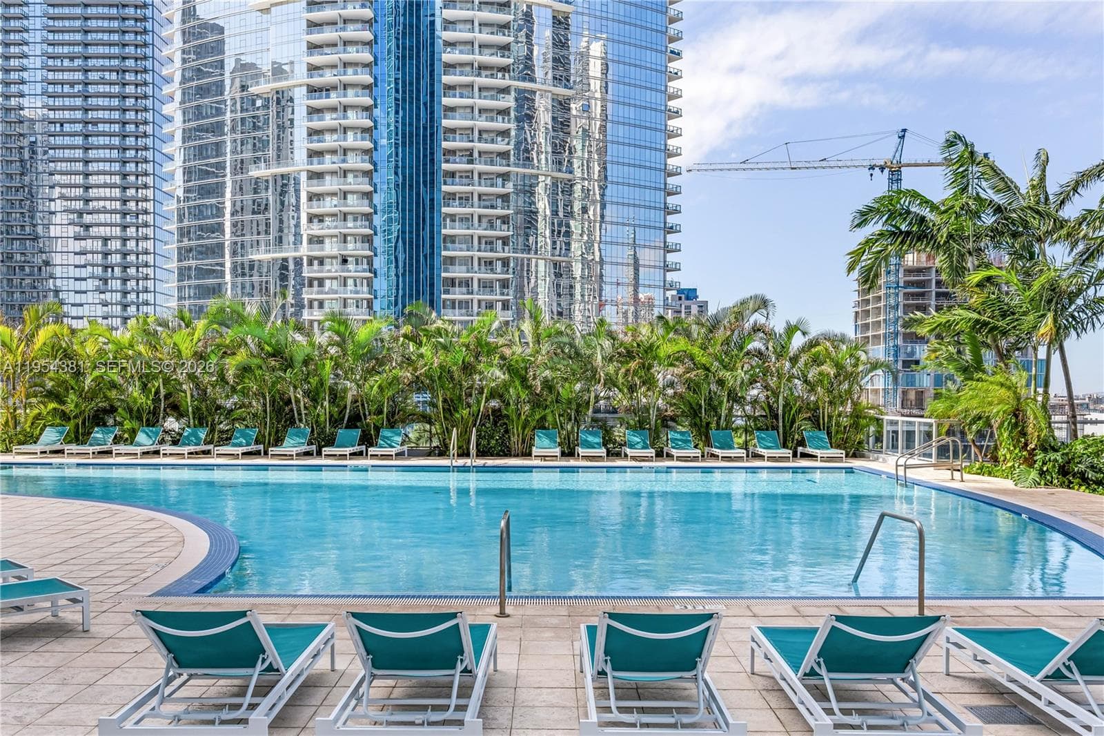 888 Biscayne Blvd # 2009, Miami FL 33132 — 18