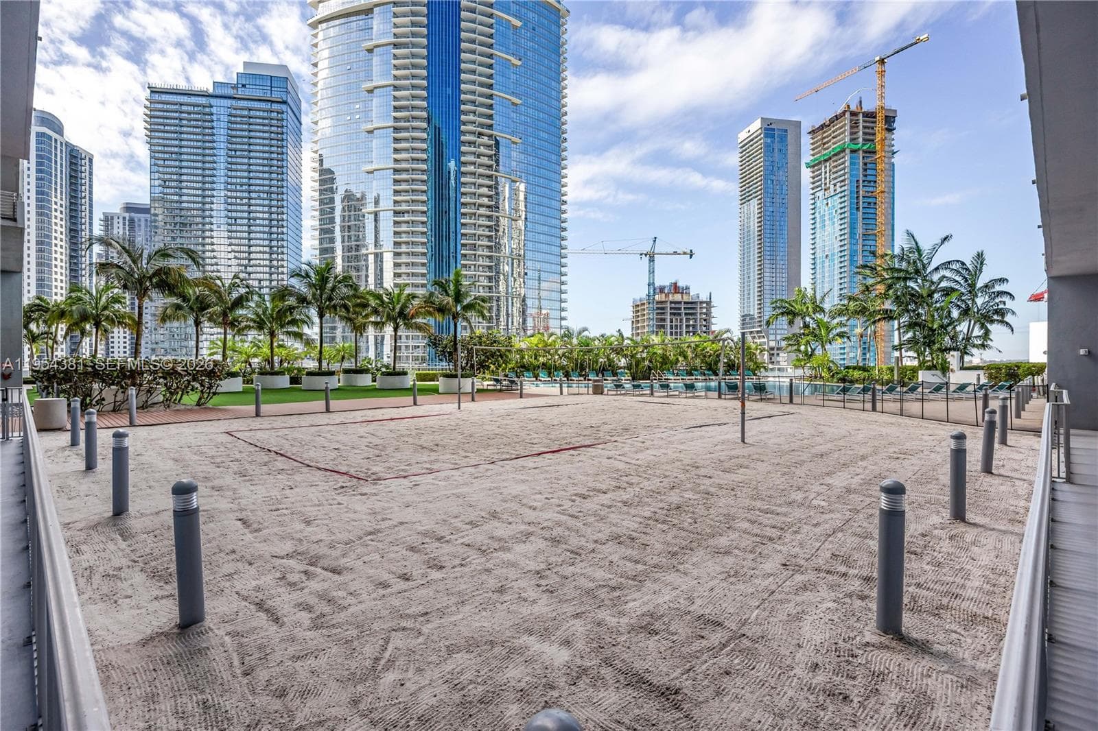 888 Biscayne Blvd # 2009, Miami FL 33132 — 15