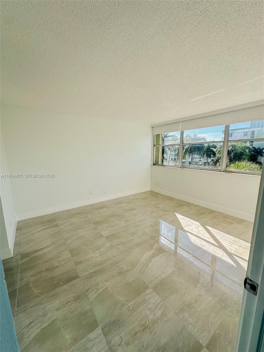 16546 NE 26th Ave # 4J, North Miami Beach FL 33160 — 10