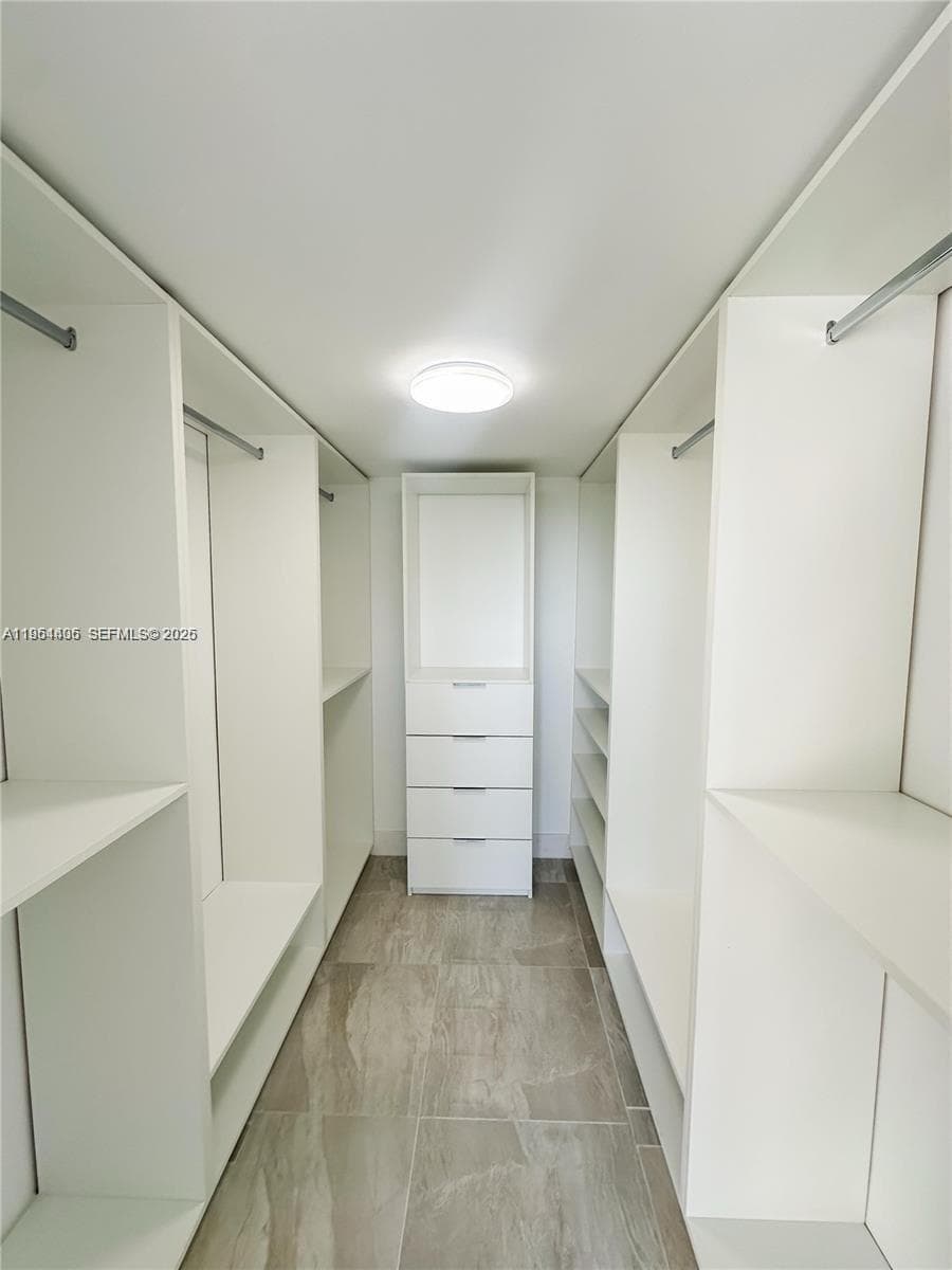 16546 NE 26th Ave # 4J, North Miami Beach FL 33160 — 14