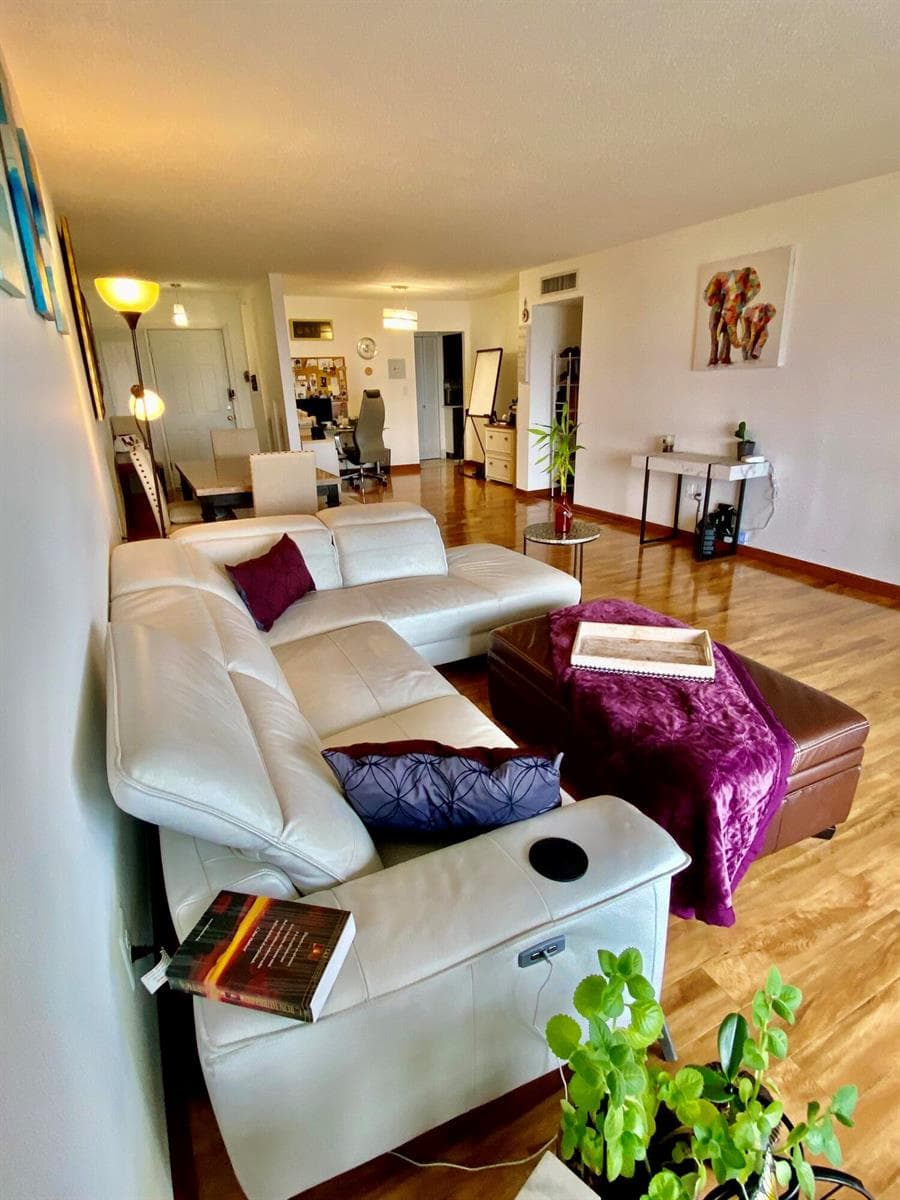 1750 NE 191st Street Apt 600, North Miami Beach FL 33179 — 7