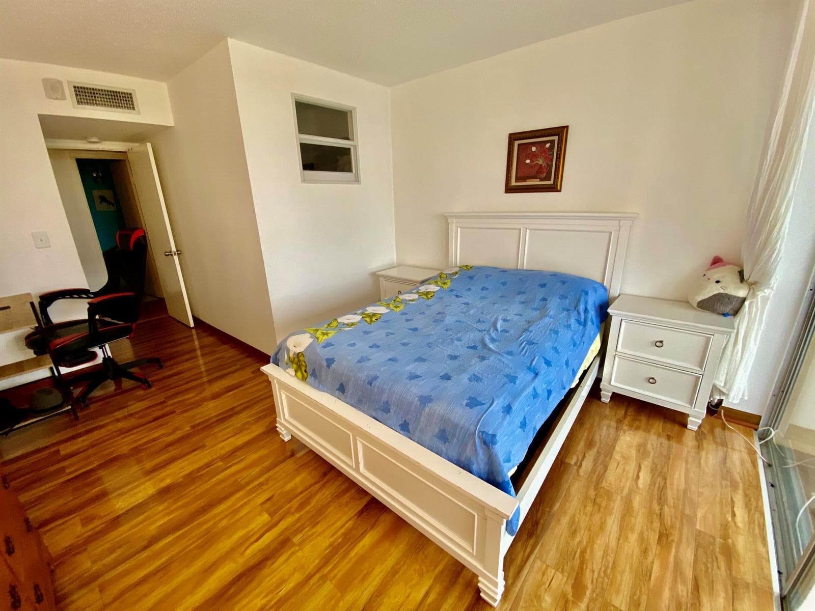 1750 NE 191st Street Apt 600, North Miami Beach FL 33179 — 32