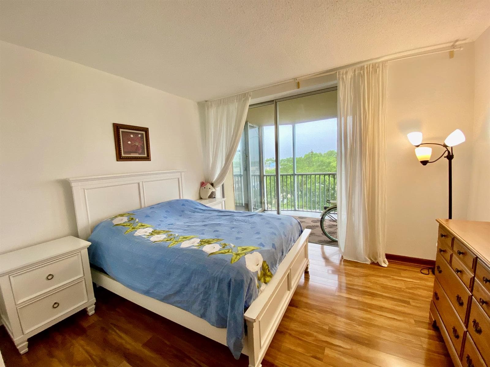 1750 NE 191st Street Apt 600, North Miami Beach FL 33179 — 30