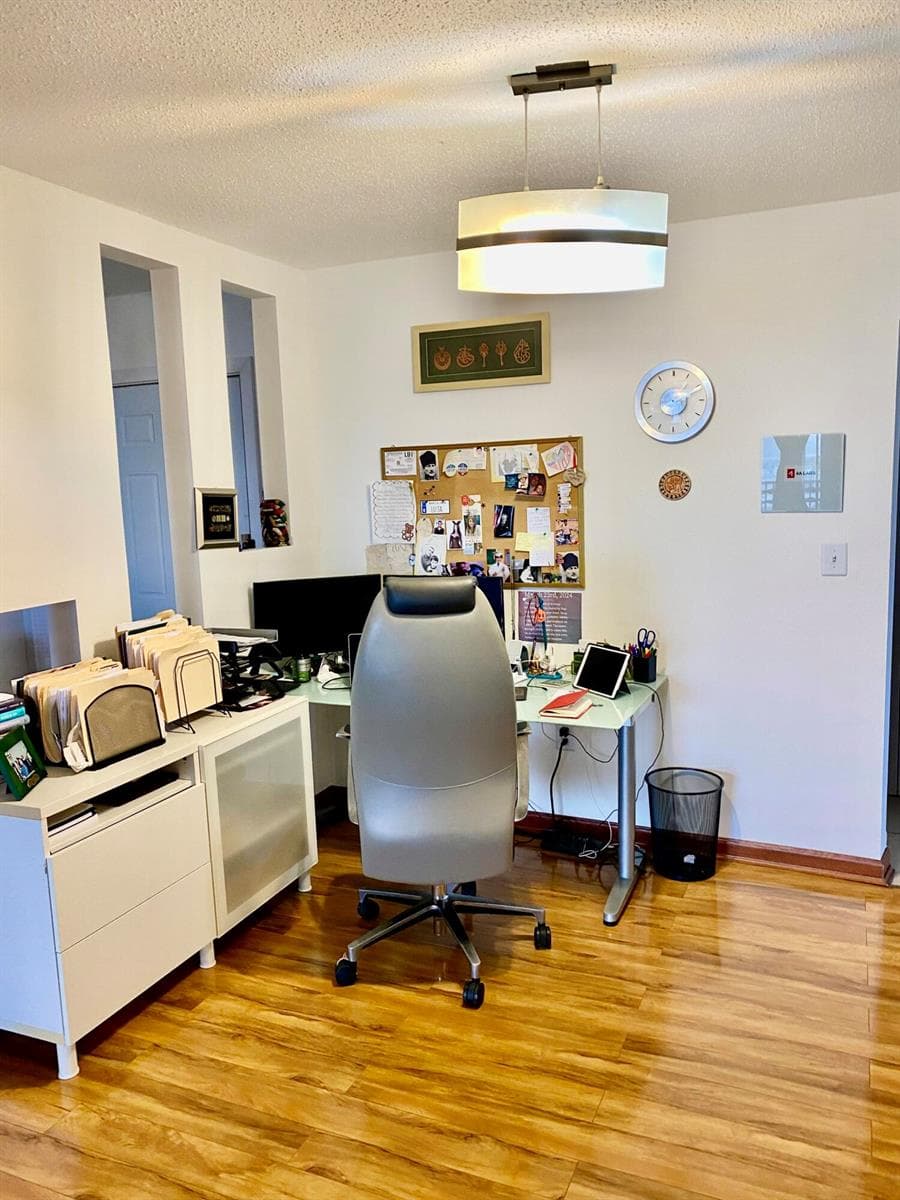 1750 NE 191st Street Apt 600, North Miami Beach FL 33179 — 35