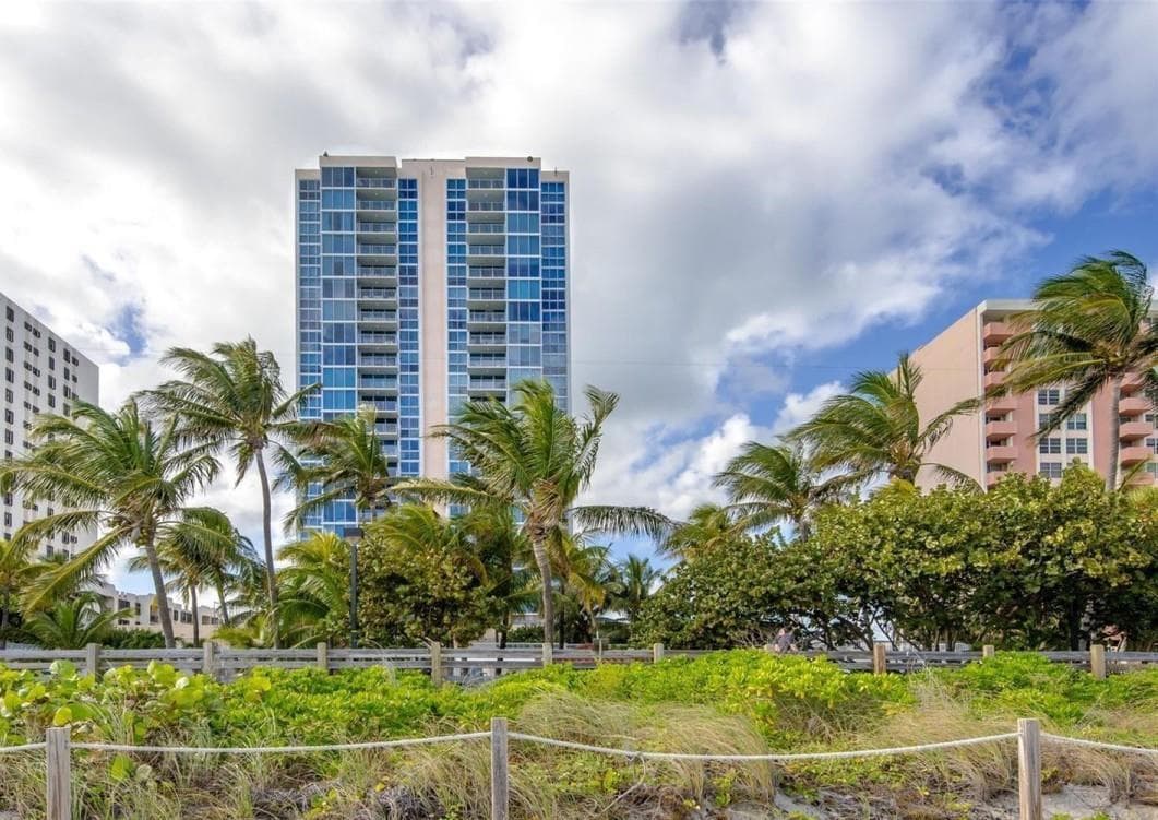 2655 Collins Avenue # 602, Miami Beach FL 33140 — 2