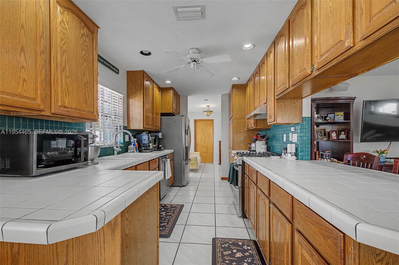 9412 SW 184th Ter, Cutler Bay FL 33157 — 5