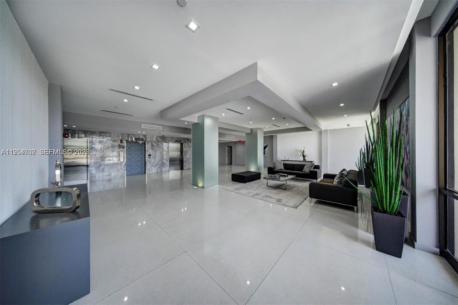 20379 W Country Club Dr # 1433, Aventura FL 33180 — 23